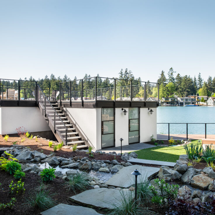 Backyard Oasis with Cable Railing