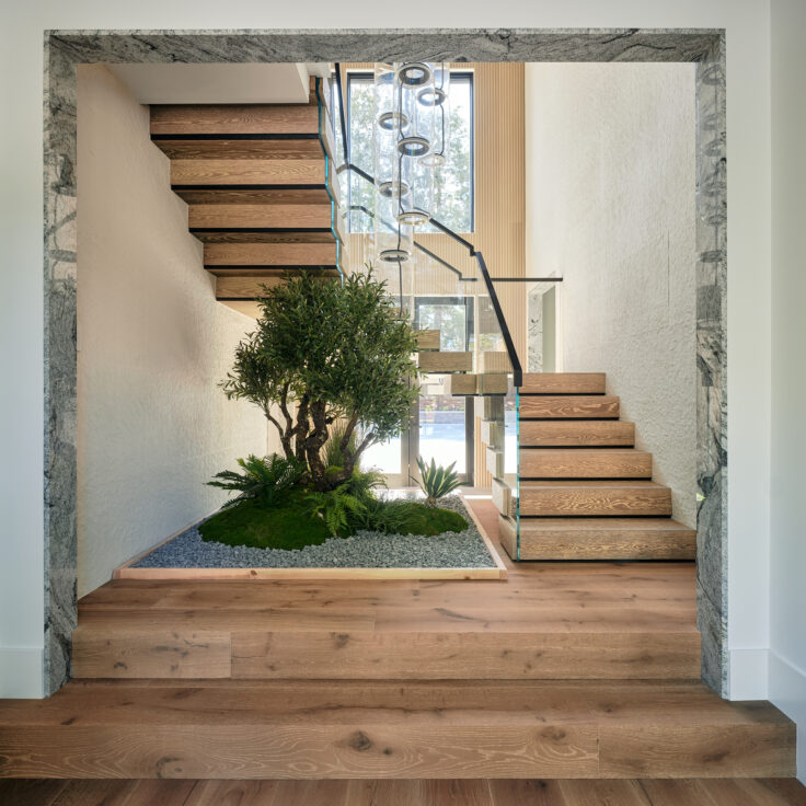 Luxurious and Natural FLIGHT Stack with Glass Railing