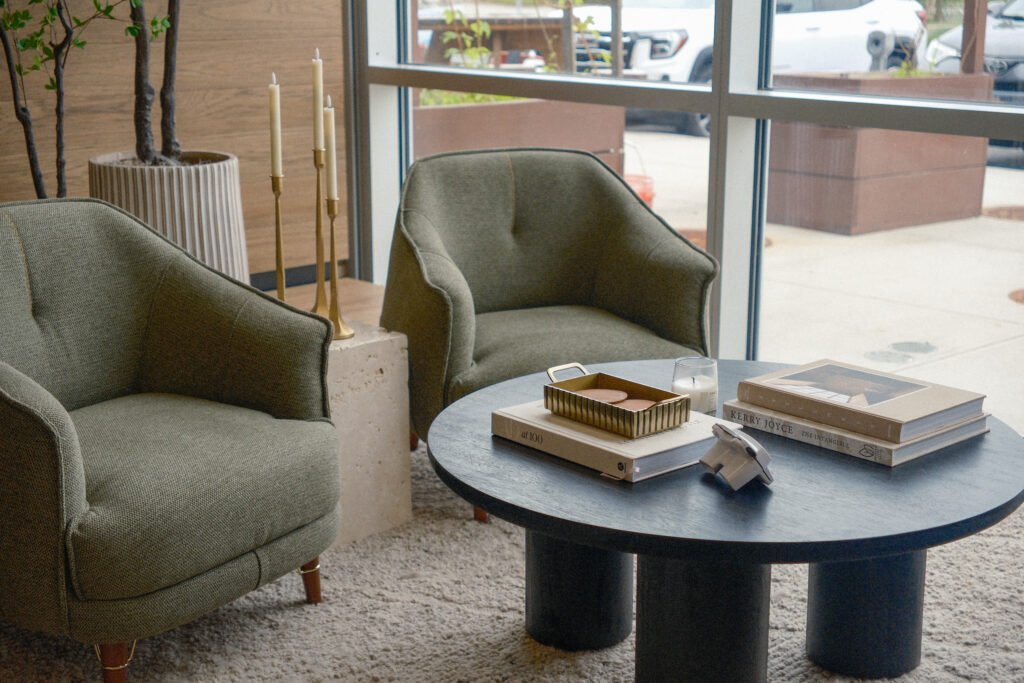 A sitting area in the lobby of the Viewrail Design Gallery