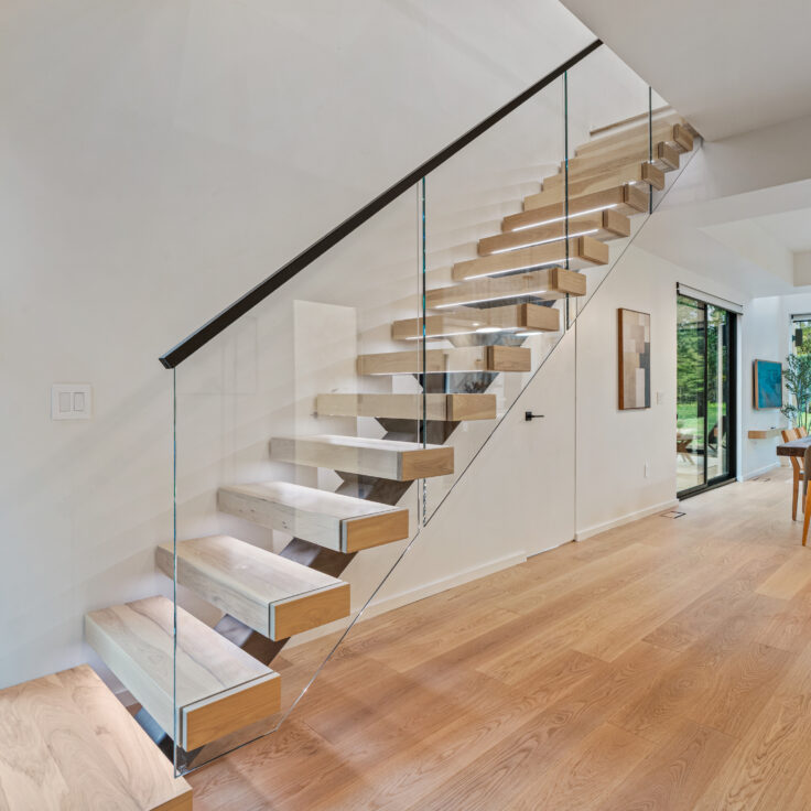 Cozy FLIGHT Tucked Away in the Catskills