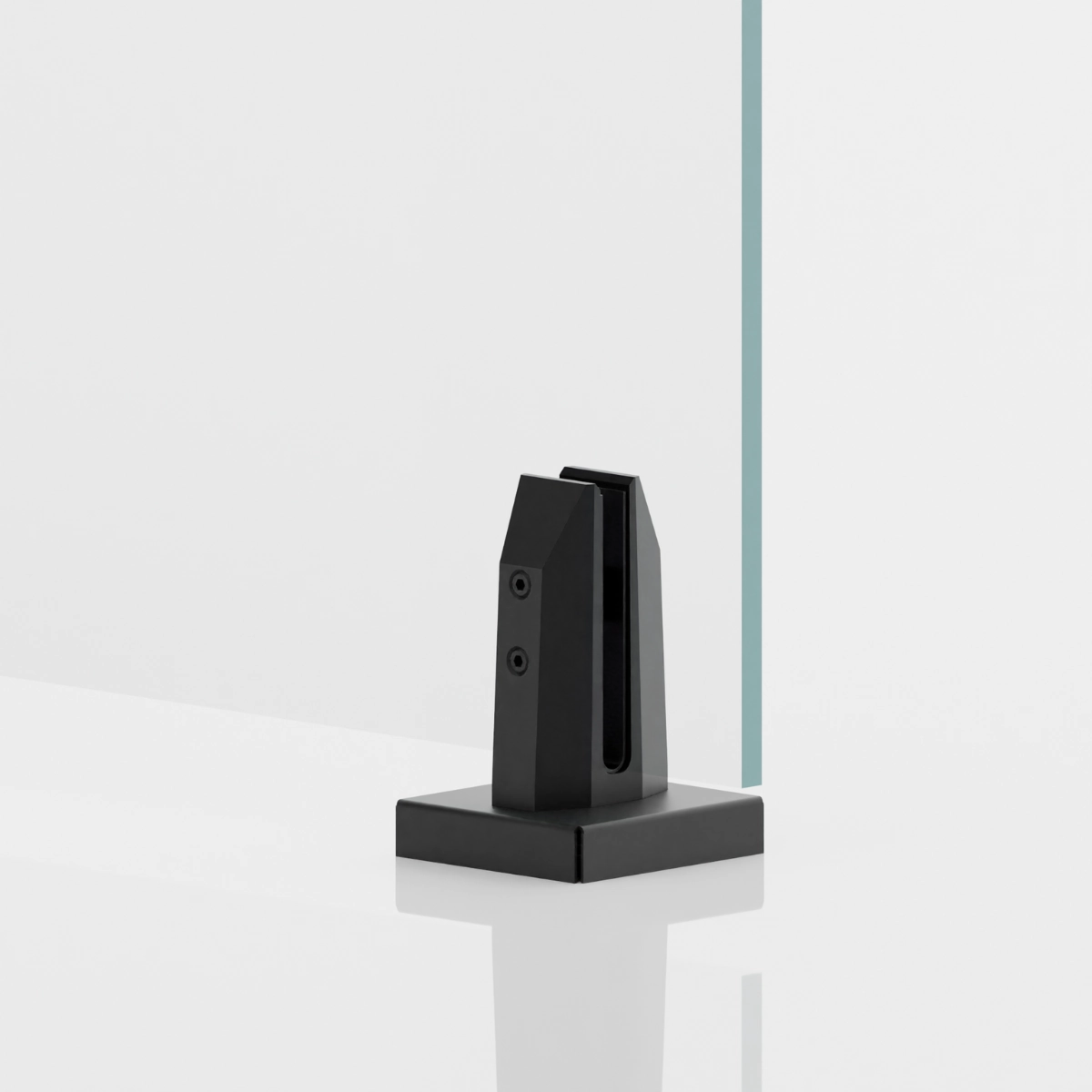 Talon spigot close up