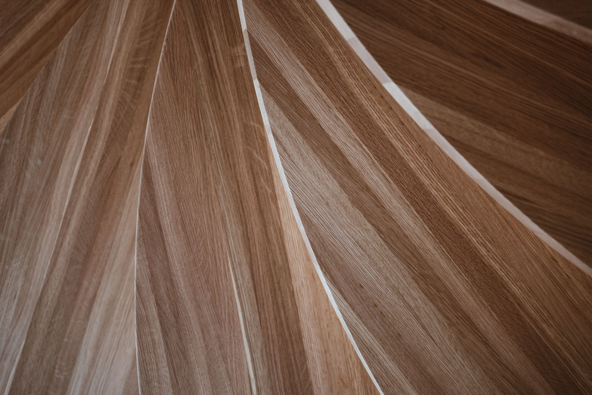 FLIGHT Spiral interior treads